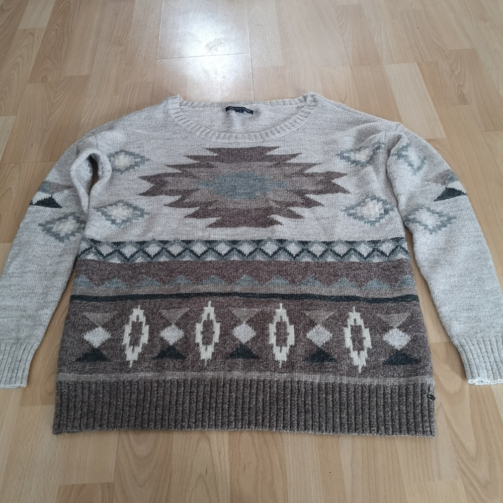 Ladies American Eagle sweater like new